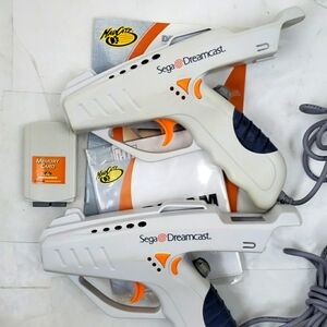 .55 SHOW. Dream Blasters (2) for Sega Dreamcast, memory card and books